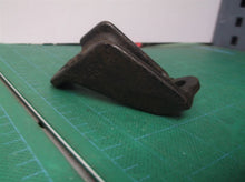 513 auto angled bracket