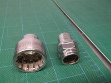 Job Smart 3/8" & 3/4" Pass-Thru Gear-Point Sockets