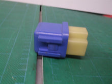 1998 - 2004 Xterra Relay 252309B900