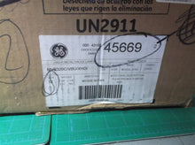 12 GE 45669 - MVR320/C/VBU/XHO/PA 320 watt Metal Halide Light Bulb