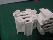 2 Leviton 2 Pin G24d-3 CFL Socket Bottom Snap-In Mount For 26 Watt Twin Tube Lam