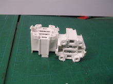 2 Leviton 2 Pin G24d-3 CFL Socket Bottom Snap-In Mount For 26 Watt Twin Tube Lam