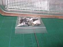 Lens Cover off US LED DS-402U-1-UNV-QB3-NC-1-L-BZ
