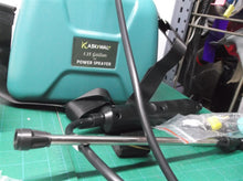 Kaskiwaly Battery Powered Garden Sprayer w 3 Mist Nozzles 1.35 Gallon Lawn