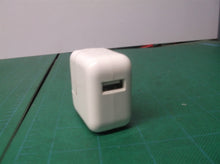 Apple Genuine 12W iPad 4 Charger USB Power Adapter A1401 5.2V 2.4A Foldable