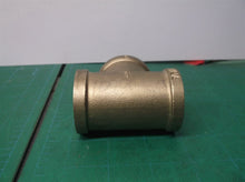 Everbilt Brass Pipe Red Brass Tee, 1 in FIP – 1" x 1" x 1” LFA-902, 1000018243
