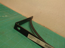 2- 9-in L x 0.98-in W x 6.5-in D Dark Shelf Brackets