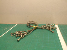 lot of 9 18" hanging cables