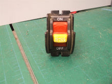 TTIBD46125 SWITCH WITH KEY HY7 TTIBD46125 for a BD4601G Belt and Disc Sander