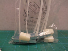 4 flip toggle anchors