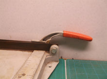 unbranded flooring cutter