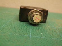w58-xb1a4a-7 siemens 7a 2 pole Panel Mount Circuit Breaker