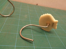 12 shell shower curtin hooks