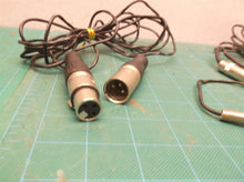 Lot of 4 audio jumper cables