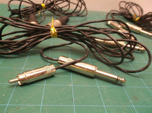 Lot of 4 audio jumper cables