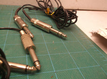 Lot of 4 audio jumper cables