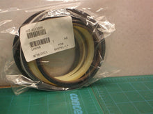 4153209 Hydraulic Boom Cylinder Seal Kit Fits Hitachi UH083 90 X 130