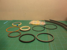 LQU0096 BUCKET SEAL KIT Fits SUMITOMO LS160F2/F2B&SH60-1 Case JCB 55x85mm