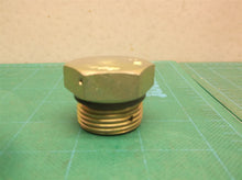 KOM-TY8879 PLUG, VENT Fits AFE32 AFE52 730E 830E KOMATSU 1-3/16-12