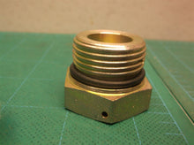 KOM-TY8879 PLUG, VENT Fits AFE32 AFE52 730E 830E KOMATSU 1-3/16-12
