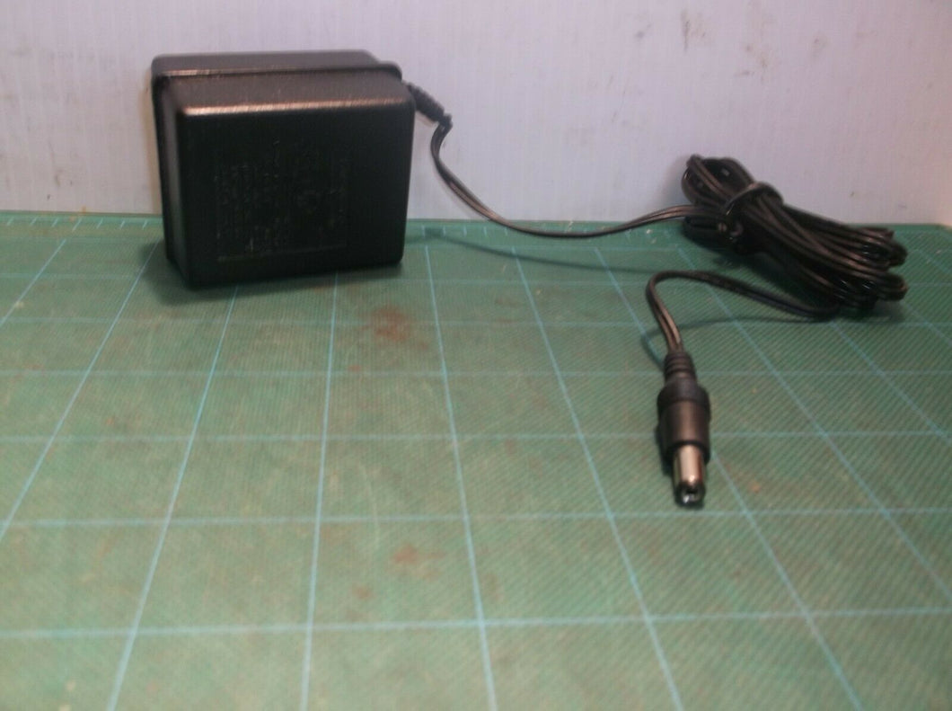 AC/DC Adapter T4145600 Direct Plug-In Class 2 Transformer 120V 60Hz 4.5V