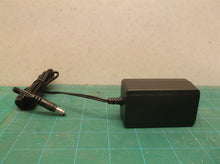 100-240v 12v 2.5a AC-DC power adapter