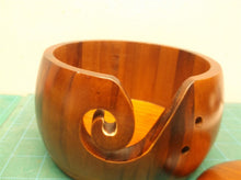 Wood Yarn Knitting Bowl with Lid, Bowl with Holes For Storage 7X4in