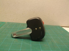Auto safety hammer