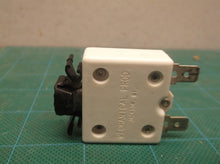 MECHANICAL PRODUCTS 1600144150 CIRCUIT BREAKER 15AMP 1POLE 250VAC