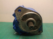 CASE HYDRAULIC PUMP 350 DOZER R24623 New old stock Opened inspected 24509-LBP