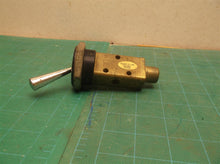 VA13-HB24 Parker G1/8 3/2 HAN pneumatic valve