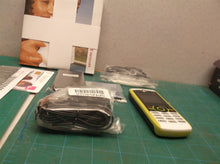 Motorola Renew W233 Prepaid Phone, Green (T-Mobile)(untested)