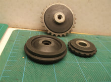 Oil pump guide wheel tensioner set