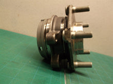 Front wheel hub bearing HUB379T-15 for Nissan front wheel RS3065