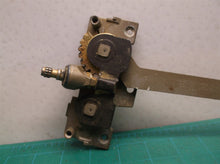 Andersen #7191-32 Operator ( Left Hand ) with 9-3/8" Arm Length in Stone Color