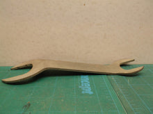 28mm/39mm flat clutch tool Wrench