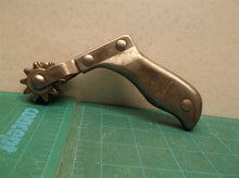 Vintage SIOUX No. 1214 BUFFING BONNET CLEANING TOOL Extend Wool Pad Life USA