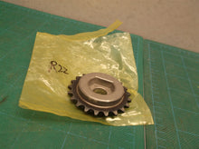 90537435 Engine Balance Shaft Sprocket Left Intake Green