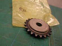 90537435 Engine Balance Shaft Sprocket Left Intake Green
