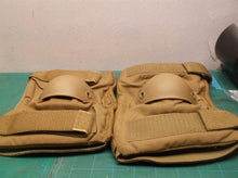 Pair of Elbow Pads Medium Coyote Brown NSN: 8415-01-515-0222
