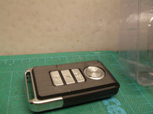 Fosmon 113db Waterproof Wireless Anti-theft Vibration Alarm with Remote