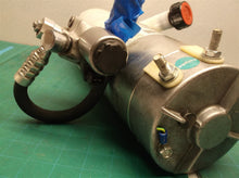 Hydac Hydraulic Pump Motor AMJ5918 2,2kW 24V 140A 8,3Nm with Hydraulic Fluid Res