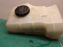 Toyota 47025-60080 Brake Master Sub Assy Reservoir