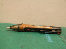 Southwire 40136N Advanced Non-Contact AC Voltage Detector 50-600v CAT IV 600V