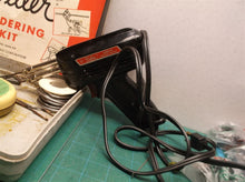 Weller 100/140W Universal Soldering Gun 8200-N With Accessories