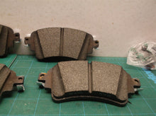 Duralast Gold Ceramic Disc Brake Pad Set DG1898