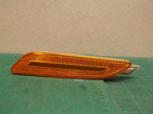 7P5.945.127 PORSCHE CAYENNE 958 Front Bumper Side Marker Turn Light Left