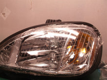 1996-2004 Freightliner Columbia Left Driver Side Headlight Headlamp no rear cove
