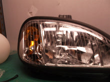 1996-2004 Freightliner Columbia Right Passenger Side Headlight Headlamp no rear