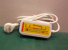 Small Flat Plug Power Strip for Cruise Ship, Ultra Thin Extension Cord with 3 Us